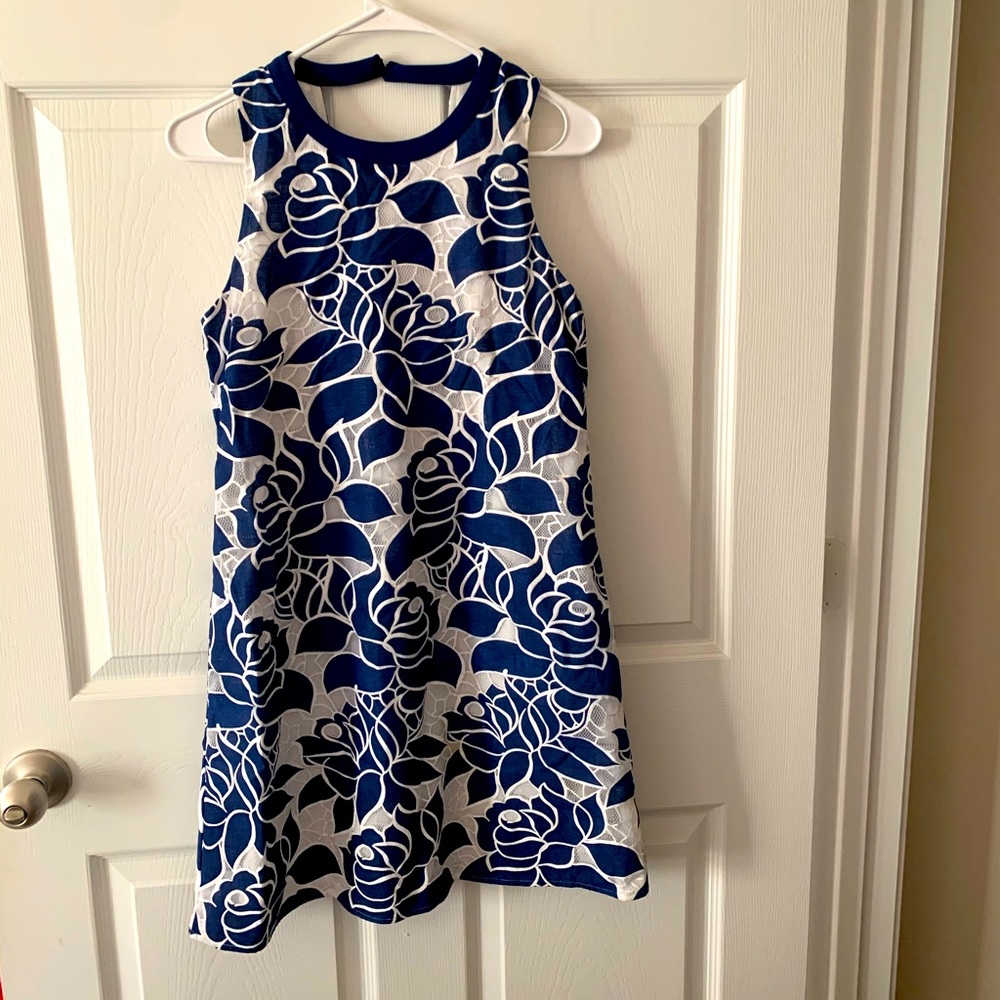 Floral pattern halter dress.